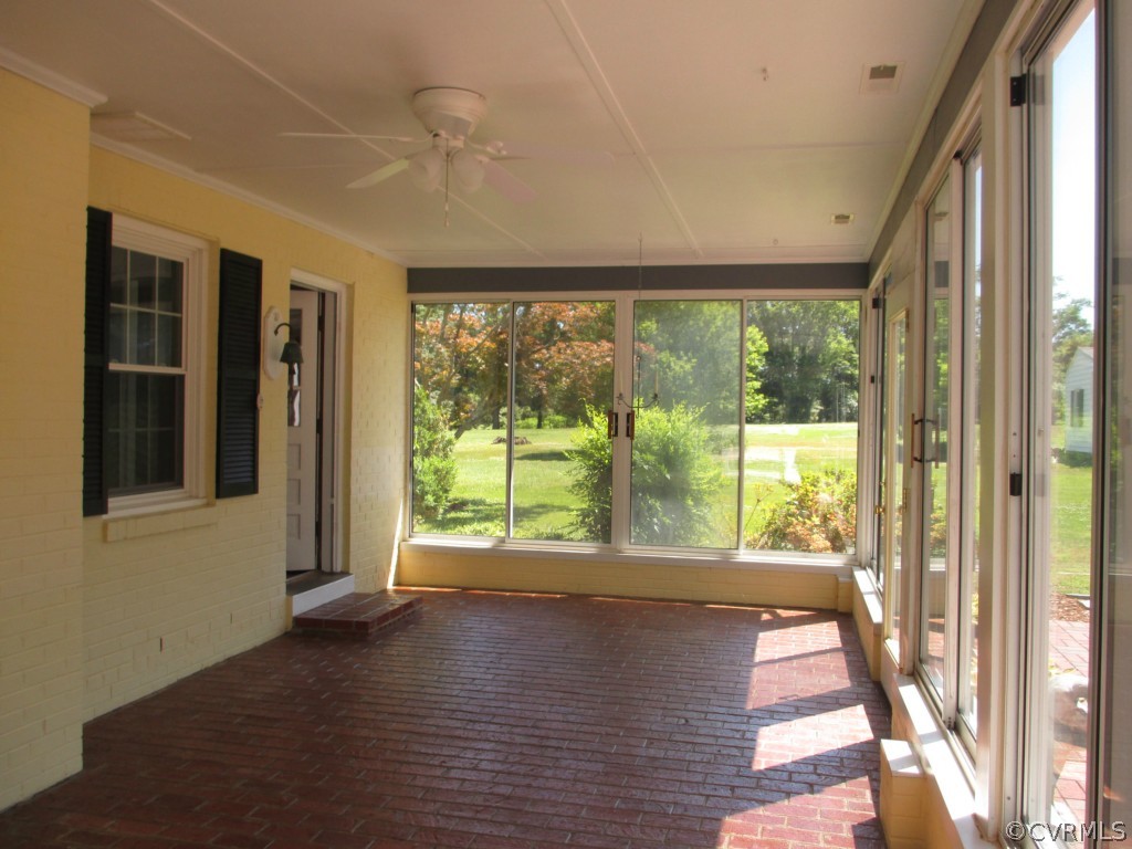 1009 Grapevine Road Sandston, VA 23150 - Photo 3 of 4 Gallery Image 3