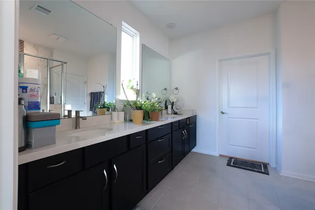 $2,595 | 232 Barton Oak Trail, Georgetown, TX 78628