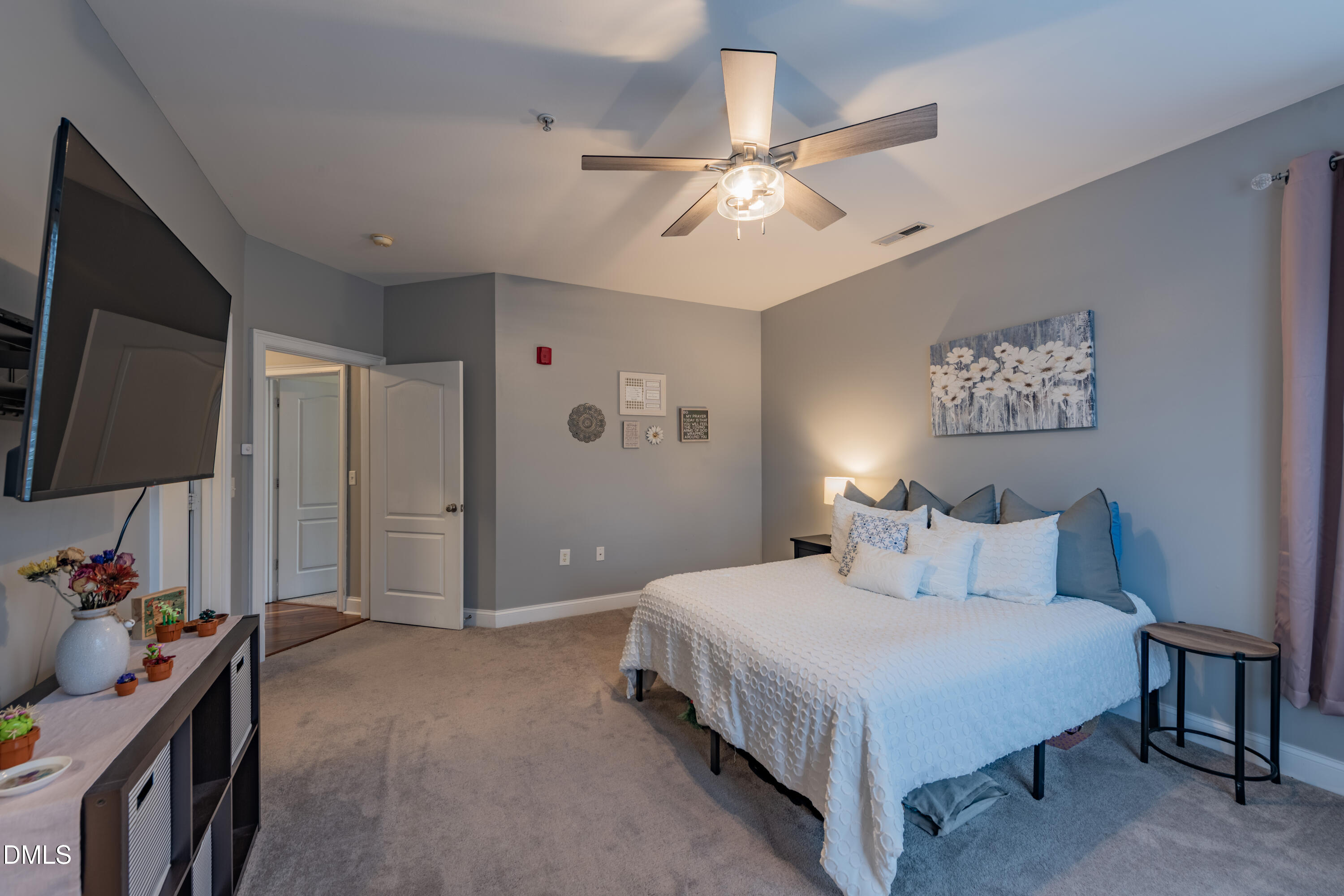 3811 Lunceston Way, Unit 4 Raleigh, NC 27613 - Photo 16 of 29