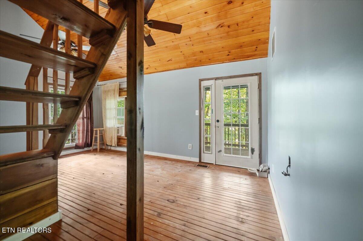 578 Fox Branch Road Clairfield, TN 37715 - Photo 10 of 38 16-578 Fox Branch Rd