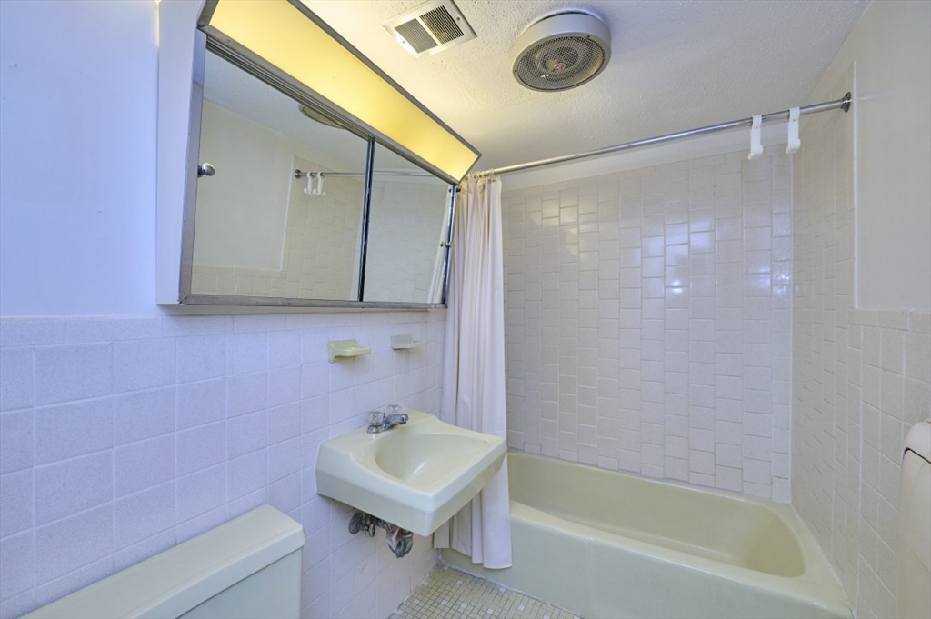 56 Coffey Street, Unit 10 Boston, MA 02122 - Photo 13 of 15