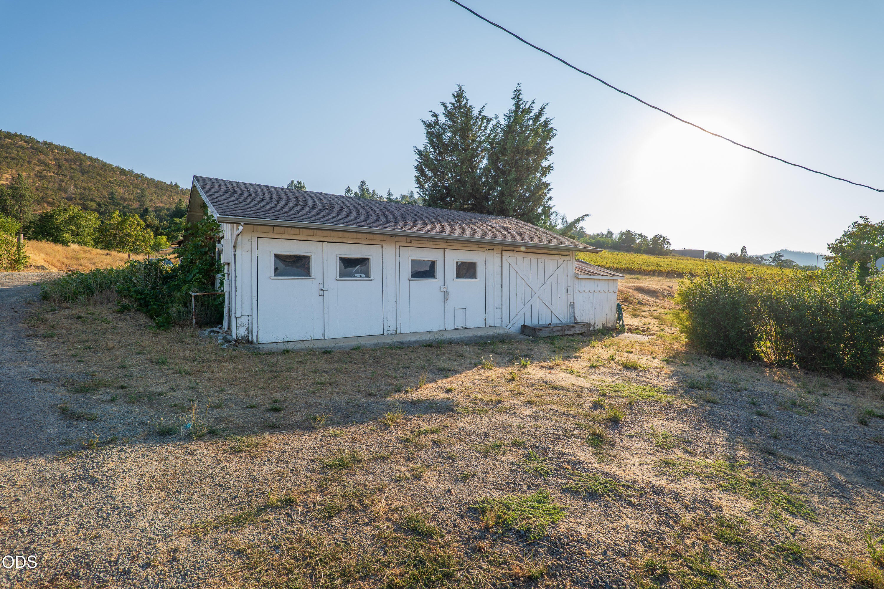 202 Pleasant View Talent, OR 97540 - Photo 26 of 73 Gallery Image 26