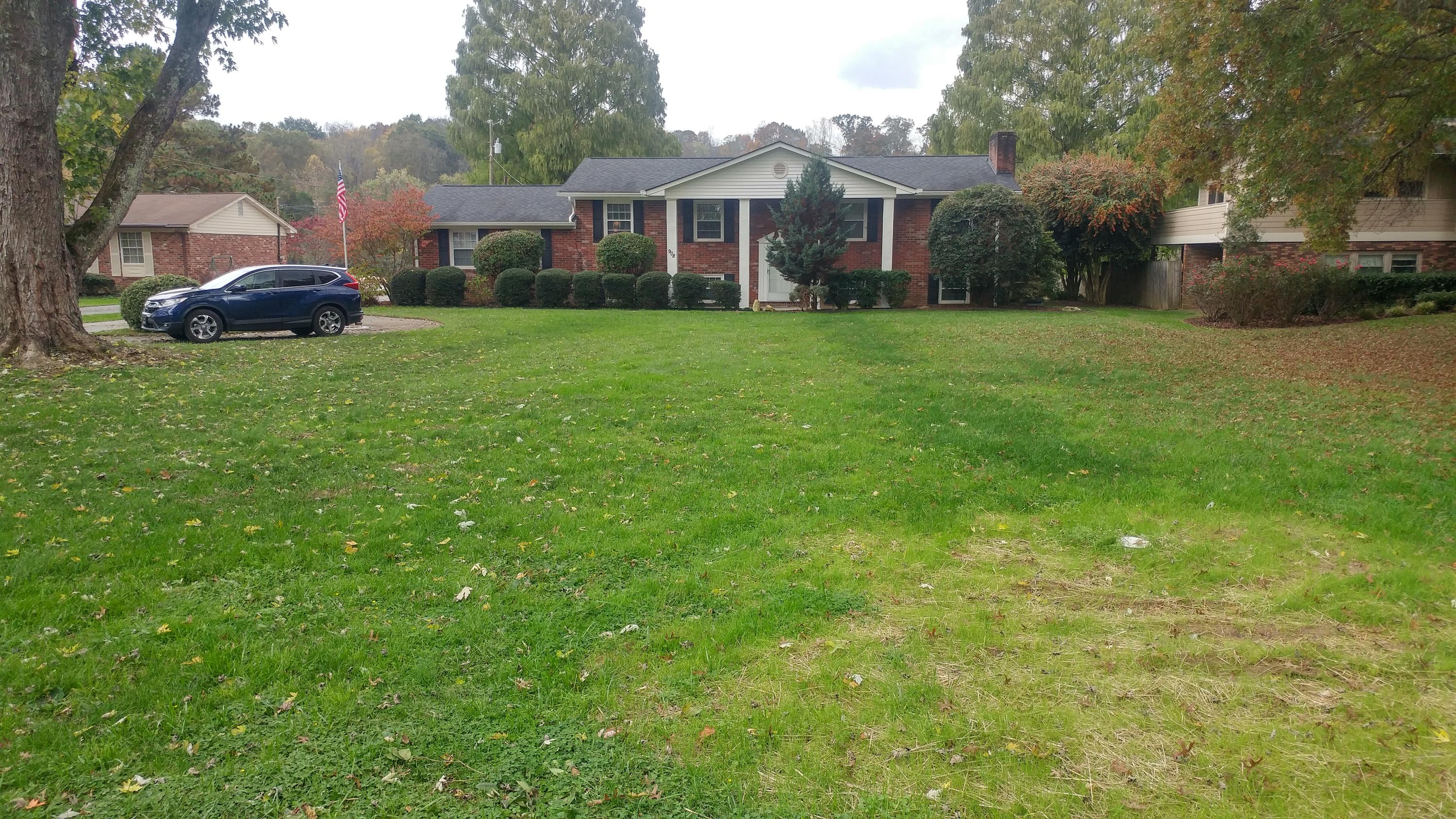 908 Riverbend Road Clinton, TN 37716 - Photo 3 of 33 1026201524a_HDR