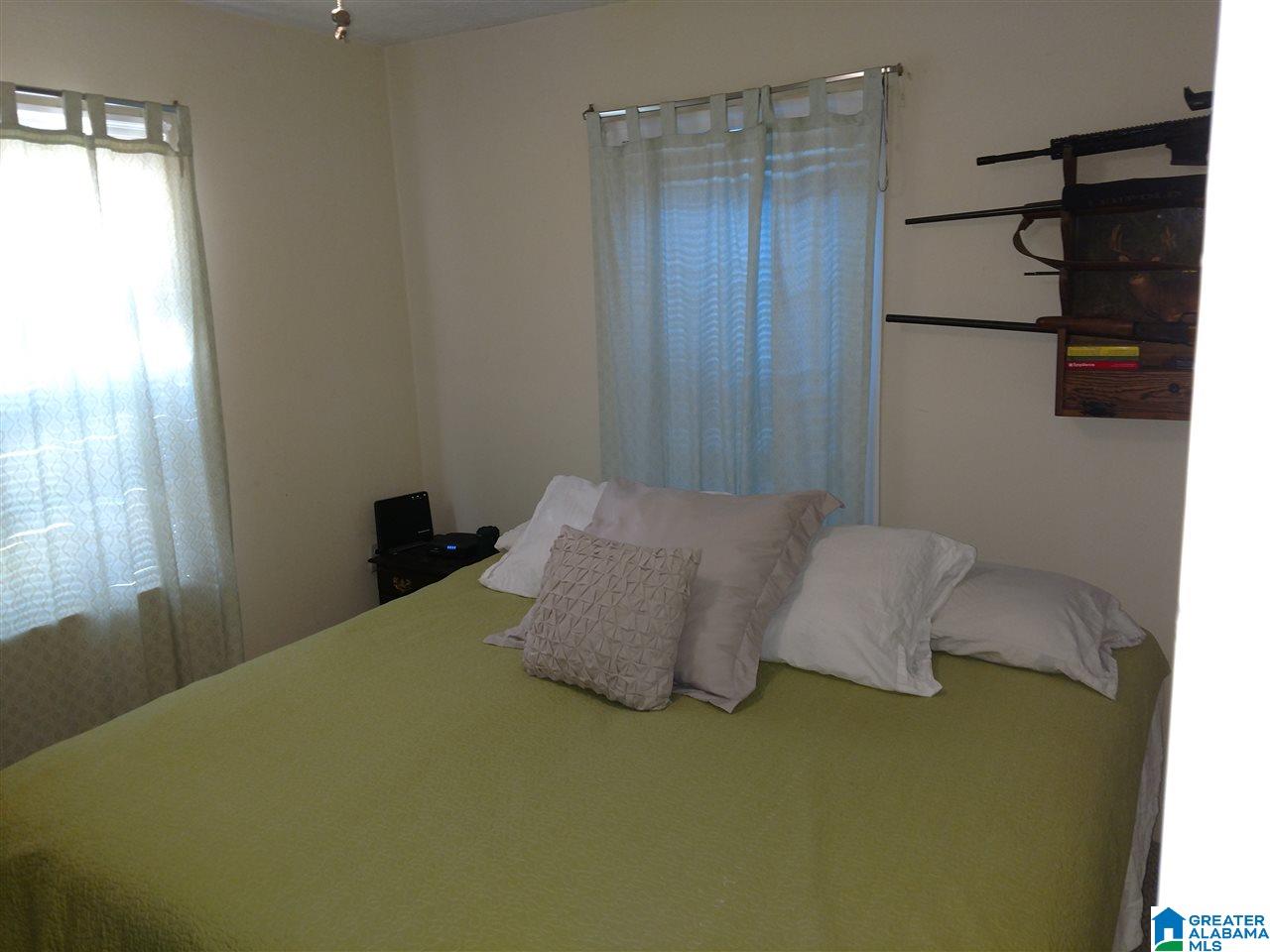 876 West Park Street Sylacauga, AL 35150 - Photo 7 of 11