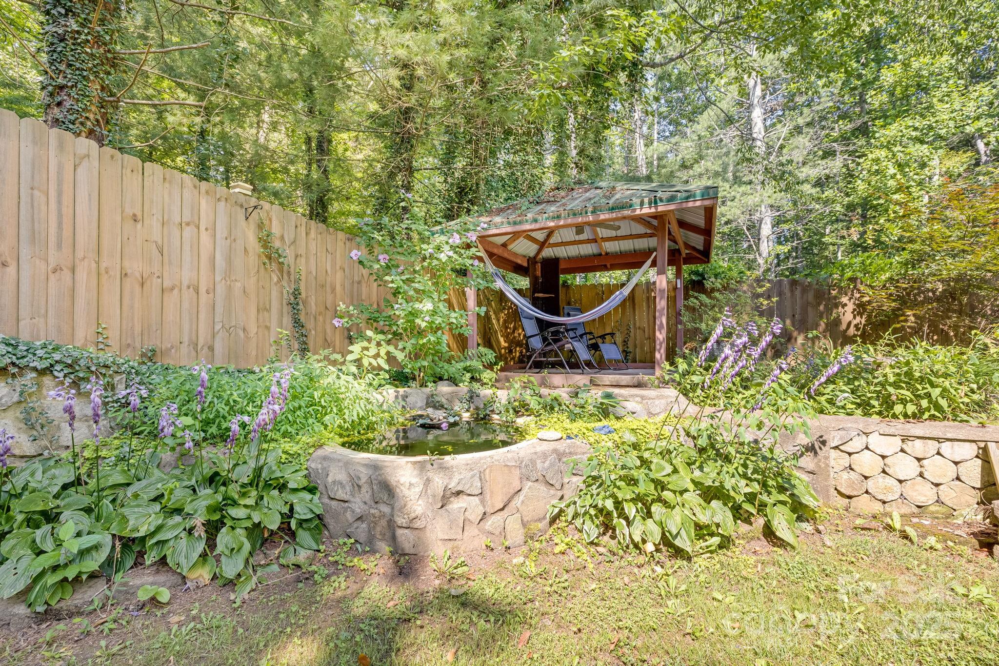 19 Timbers Edge Lane Fairview, NC 28730 - Photo 5 of 45