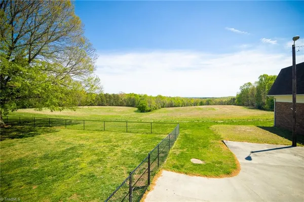 $549,000 | 1110 Coon Road, Pinnacle, NC 27043
