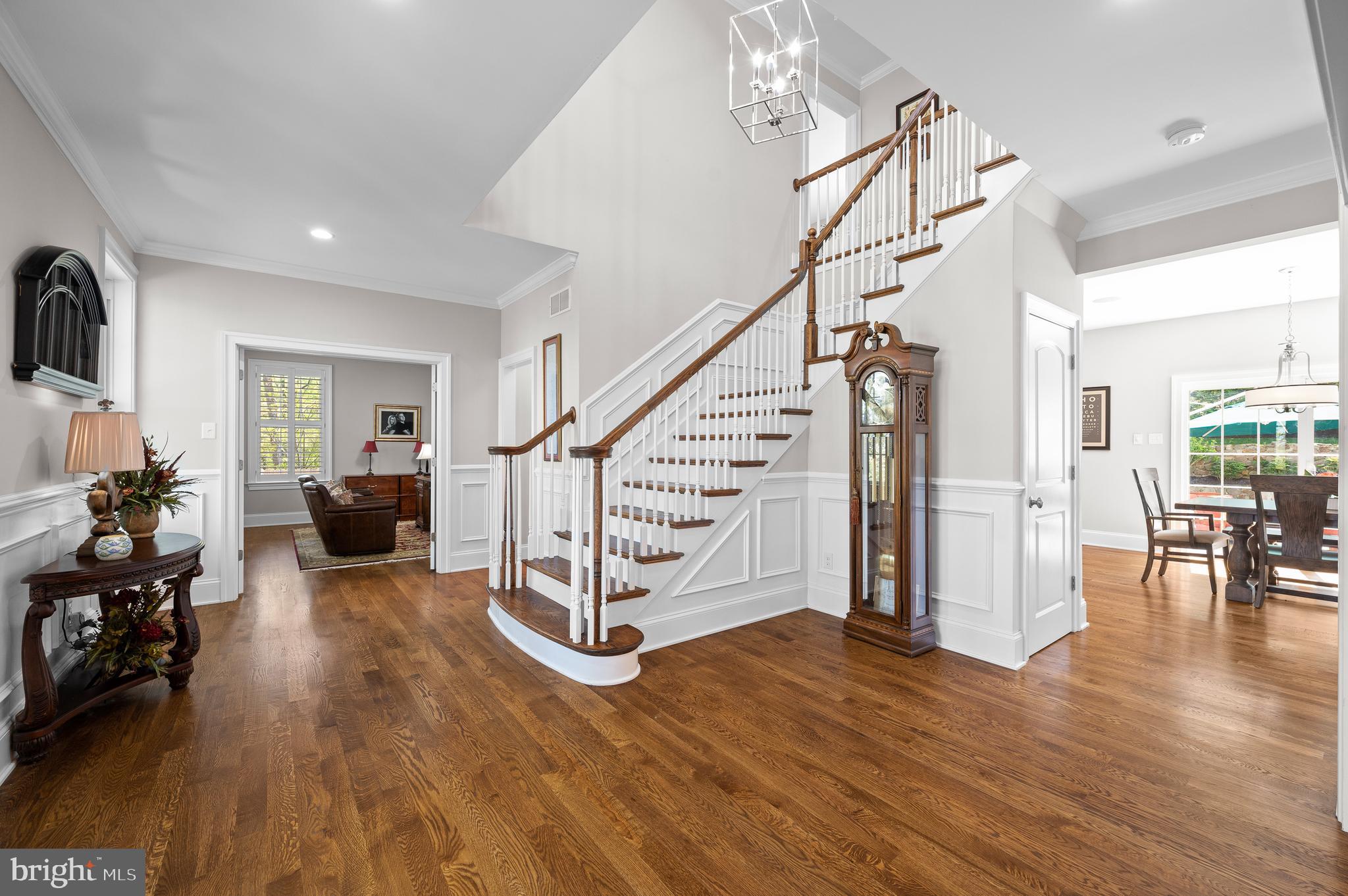 498 Pugh Road Wayne, PA 19087 - Photo 3 of 44 Foyer