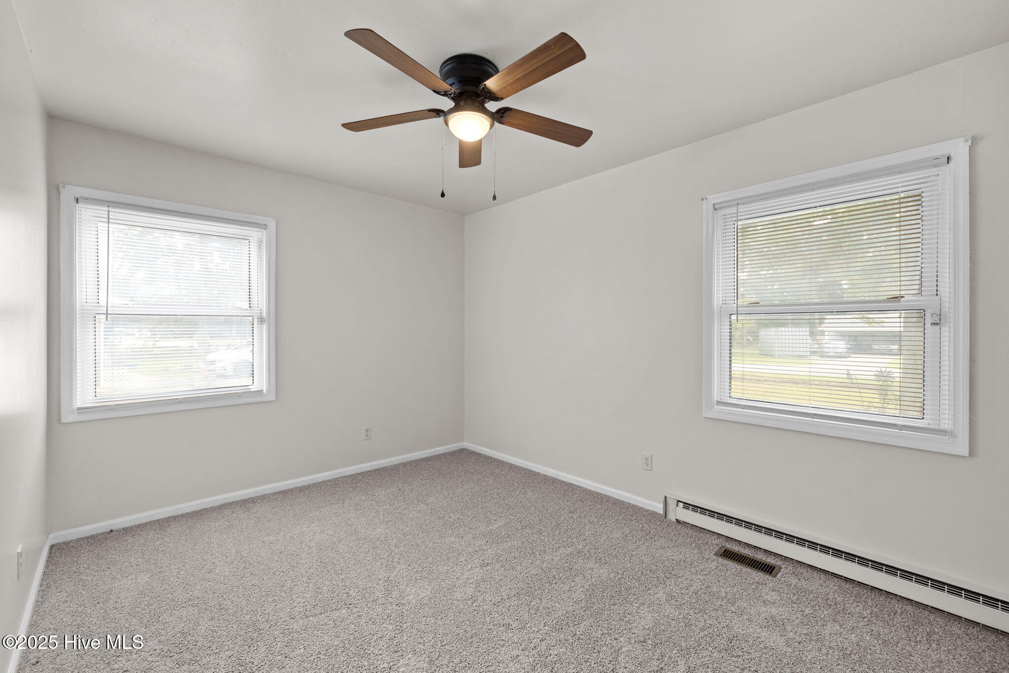 204 Pineview Street Havelock, NC 28532 - Photo 15 of 31 9-web-or-mls-1S3A6130