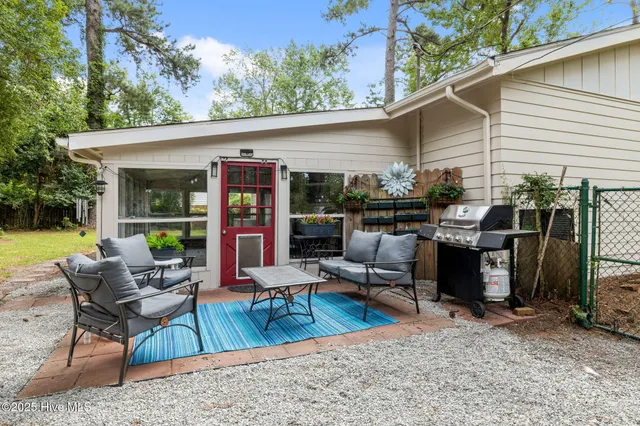 $255,000 | 204 Pineview Street, Havelock, NC 28532