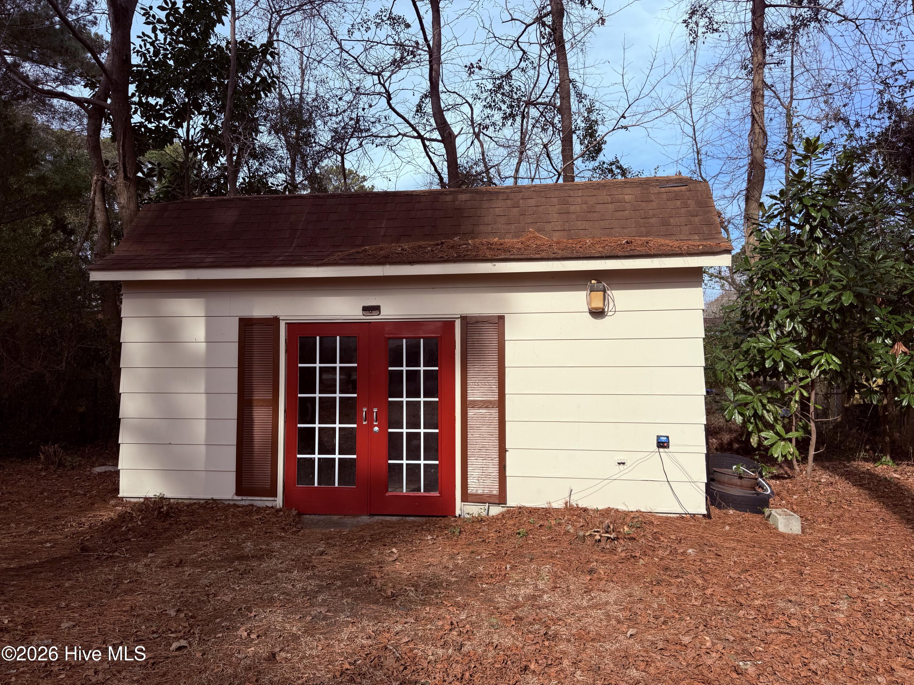 204 Pineview Street Havelock, NC 28532 - Photo 30 of 31 shed