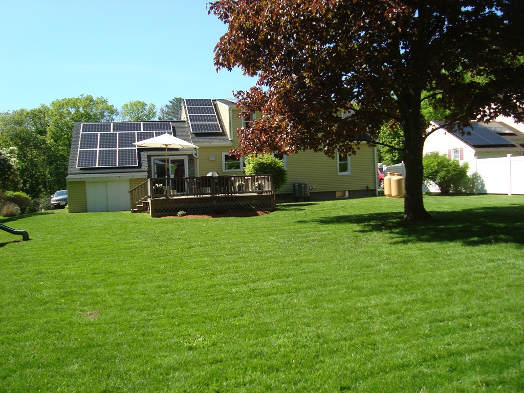 345 Goldthwaite Road Northbridge, MA 01588 - Photo 5 of 27 Gallery Image 5