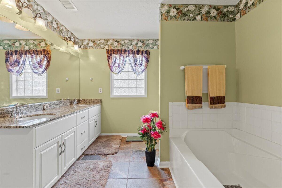 3346 Thames Place Hephzibah, GA 30815 - Photo 20 of 30 21-Owners Bathroom