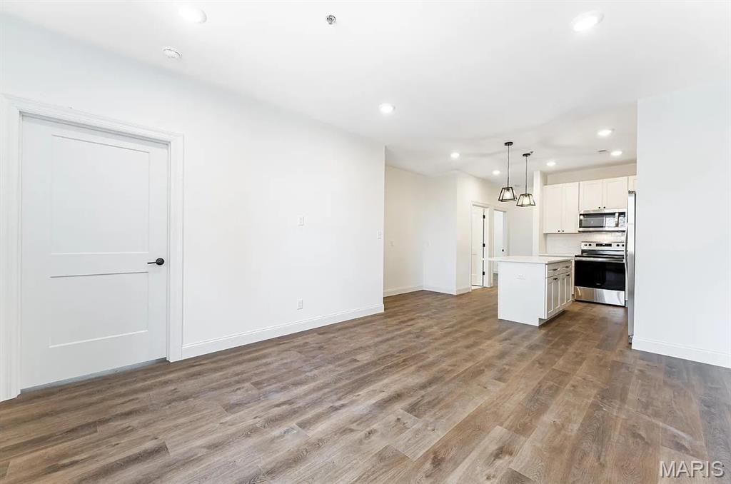 6611 Clayton Road St. Louis, MO 63117 - Photo 13 of 18