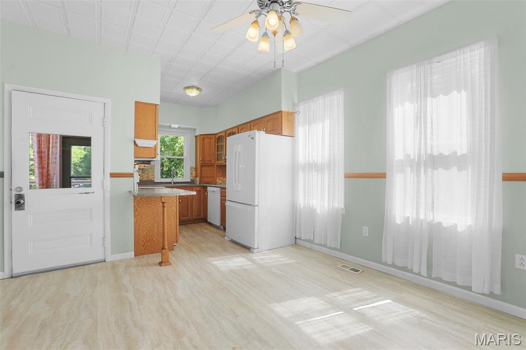 2408 Edwards Street Alton, IL 62002 - Photo 13 of 32