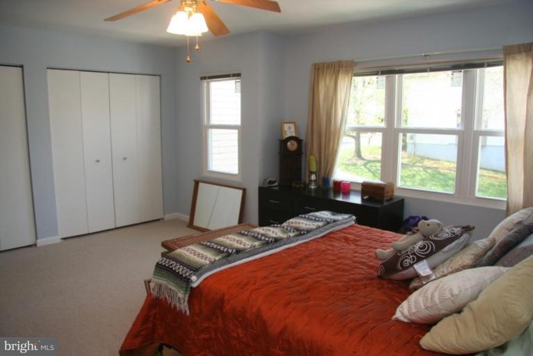 9 Kinsman View Circle Silver Spring, MD 20901 - Photo 14 of 26 Master Bedroom #3