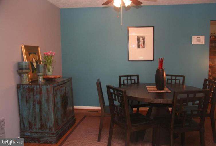 9 Kinsman View Circle Silver Spring, MD 20901 - Photo 8 of 26 Dining Room