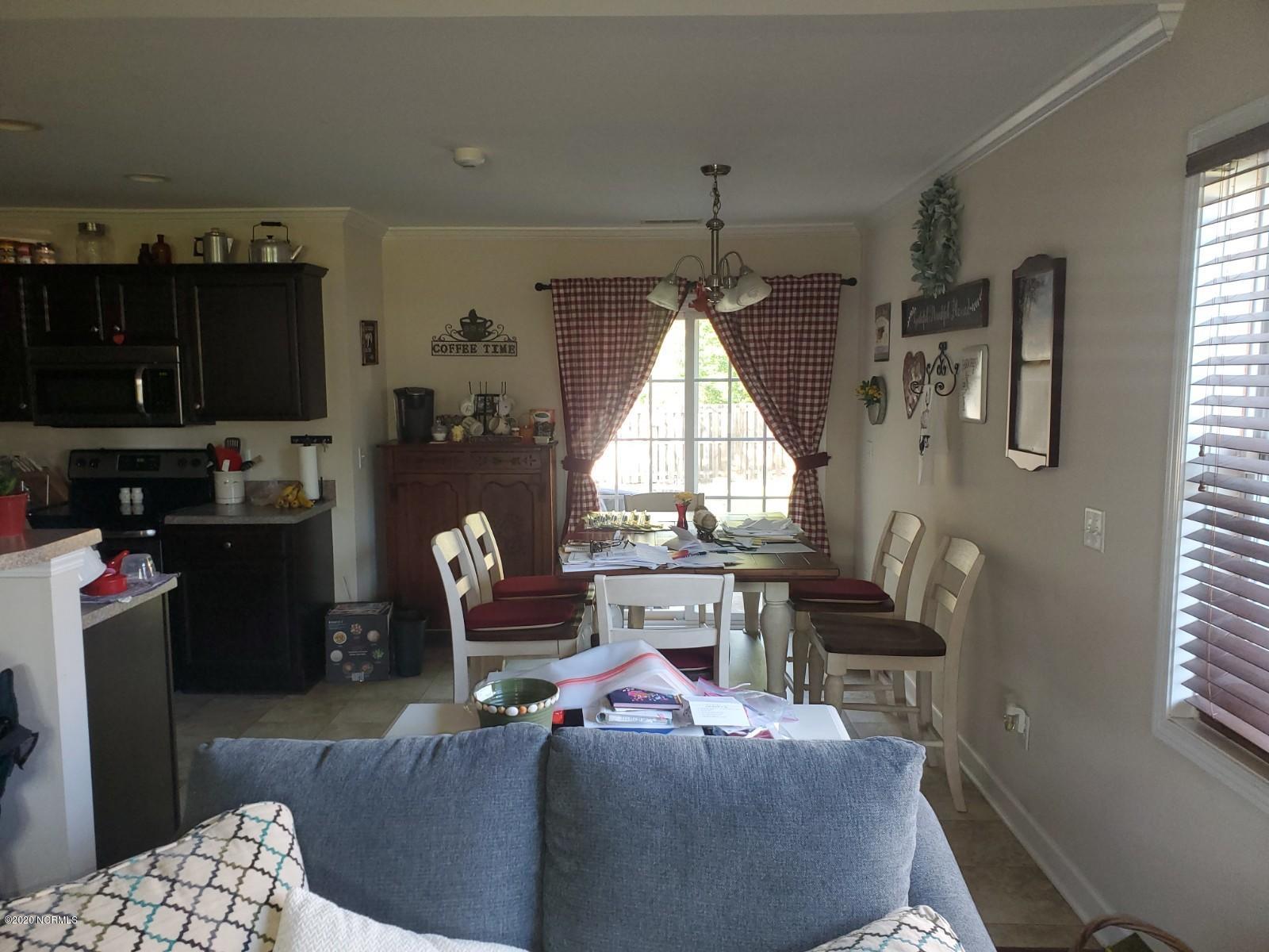 419 Ridgeway Drive Sneads Ferry, NC 28460 - Photo 4 of 19 4
