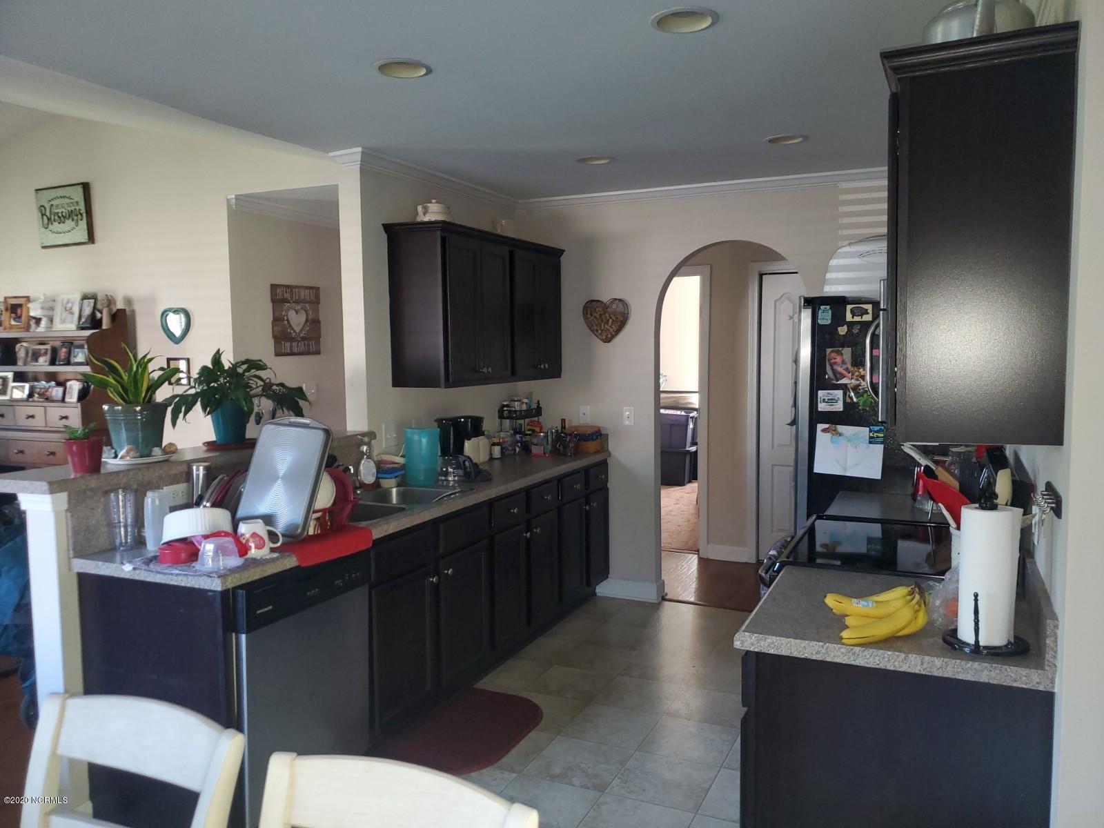 419 Ridgeway Drive Sneads Ferry, NC 28460 - Photo 6 of 19 6