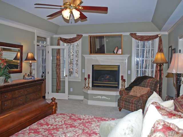 12212 Raven Ridge Road Raleigh, NC 27614 - Photo 8 of 25
