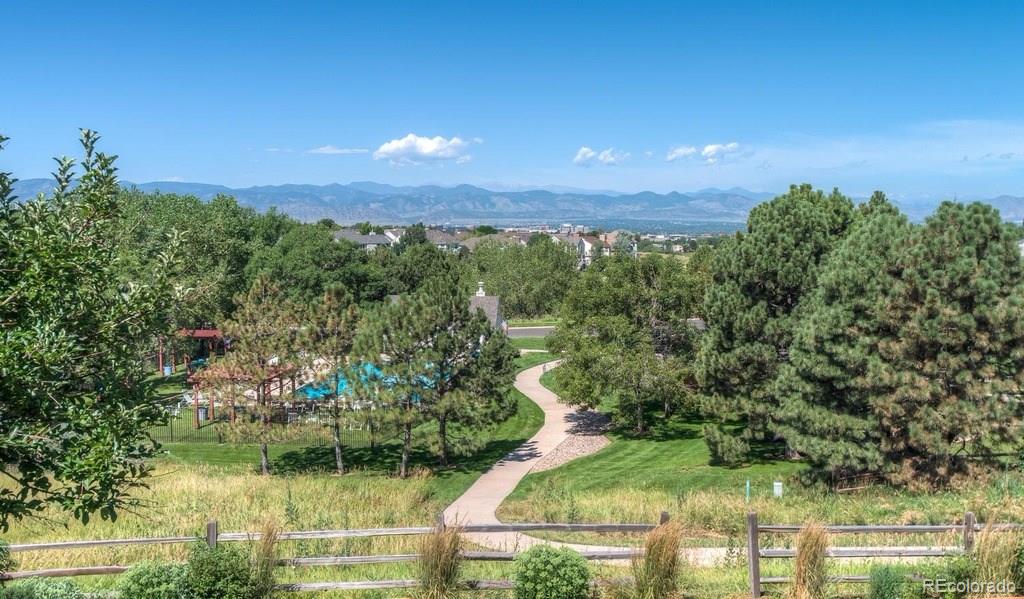 8927 Mountain Laurel Way Highlands Ranch, CO 80126 - Photo 33 of 35 a view of a city from a yard