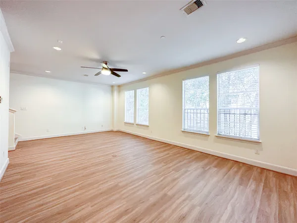 $2,250 | 3001 Murworth Drive, Unit 1302, Houston, TX 77025