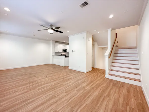 $2,250 | 3001 Murworth Drive, Unit 1302, Houston, TX 77025