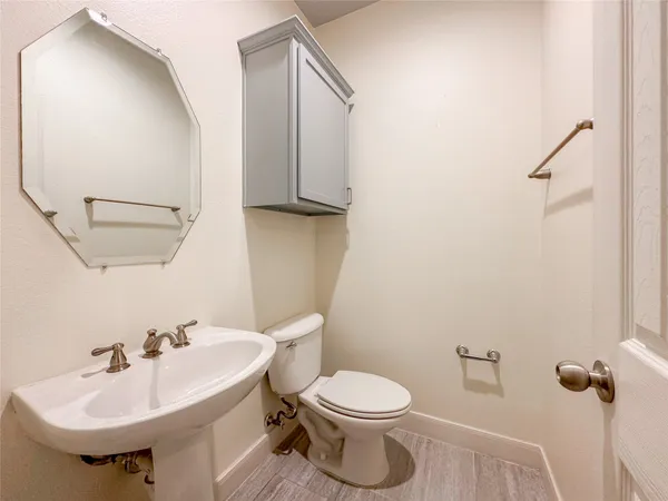 $2,250 | 3001 Murworth Drive, Unit 1302, Houston, TX 77025