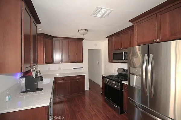 $389,900 | 36703 Bel Air Street, Barstow, CA 92311