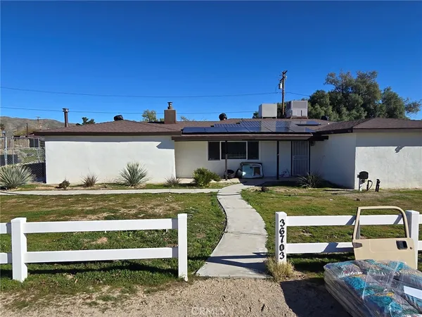 $389,900 | 36703 Bel Air Street, Barstow, CA 92311