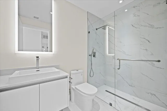 $1,975,000 | 3100 North Ocean Drive, Unit H1105, Singer Island, FL 33404