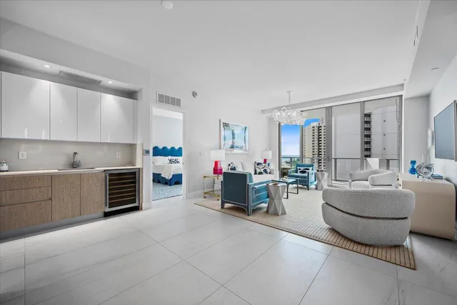 $1,975,000 | 3100 North Ocean Drive, Unit H1105, Singer Island, FL 33404