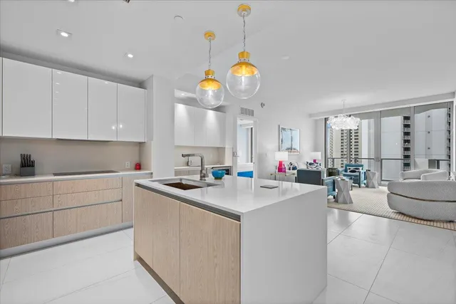 $1,975,000 | 3100 North Ocean Drive, Unit H1105, Singer Island, FL 33404