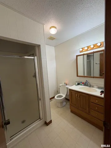 $269,000 | 8576 Old Rte 13, Marion, IL 62959