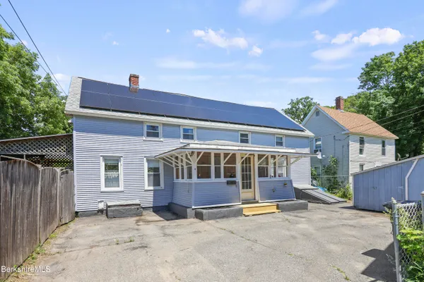 $164,900 | 8 Glenn Street, Adams, MA 01220
