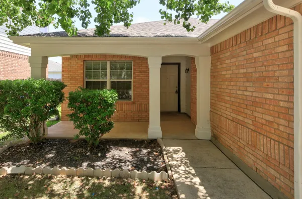 $1,995 | 2108 Kane Cove, Cedar Park, TX 78613