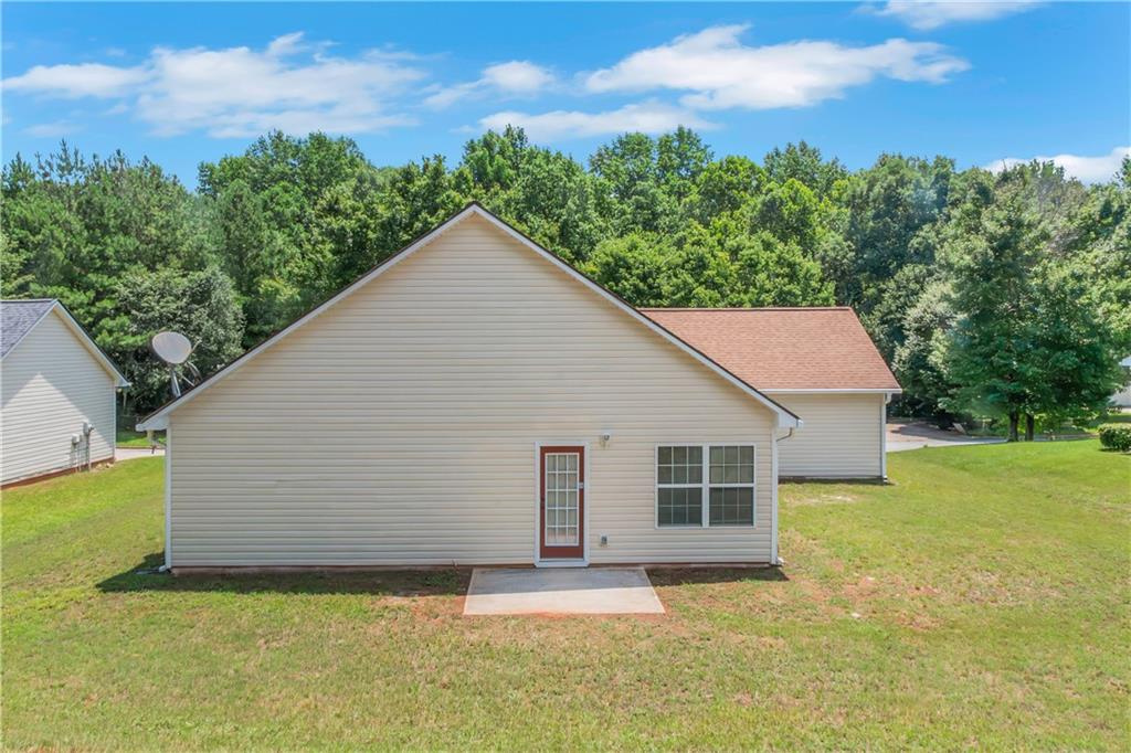 4447 English Loop Lithonia, GA 30038 - Photo 4 of 30