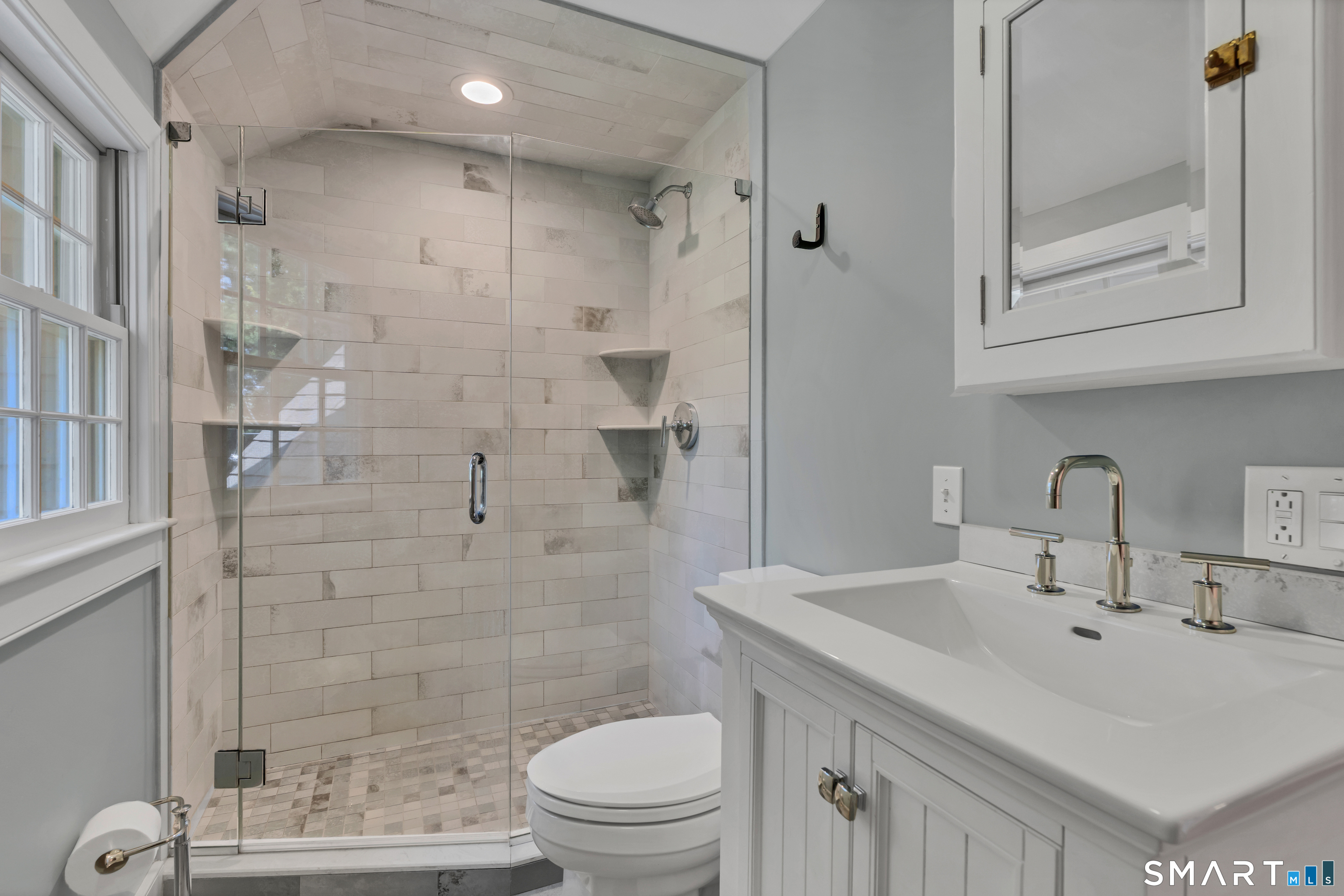 148 Mungertown Road Madison, CT 06443 - Photo 20 of 40 Full Bath 2nd level