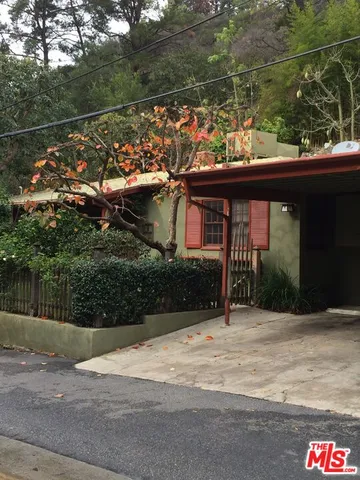 $8,495 | 9681 Yoakum Drive, Beverly Hills, CA 90210