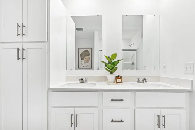 $369,920 | 993 Annagaire Curve, Rosemount, MN 55068