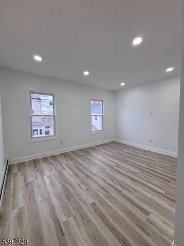 $2,100 | 48 North York Street, Unit 2F, Paterson, NJ 07524