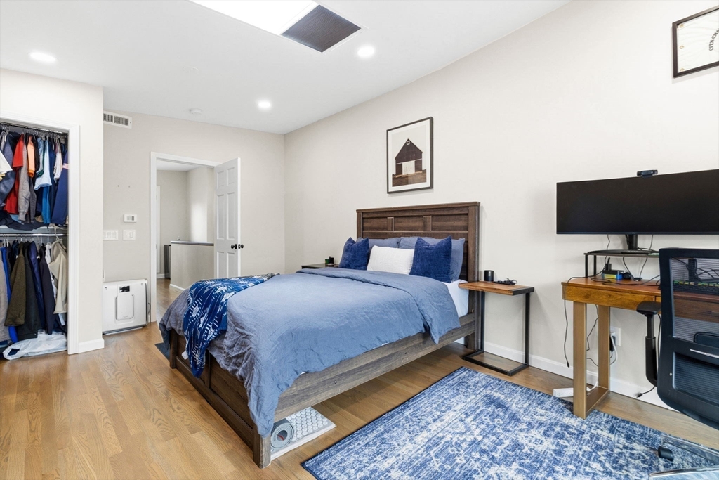 159 Salem Street, Unit 4 Boston, MA 02113 - Photo 22 of 26