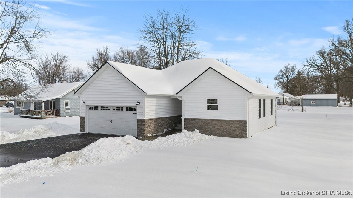3462 North Michigan Road Madison, IN 47250 - Photo 3 of 26 Gallery Image 3