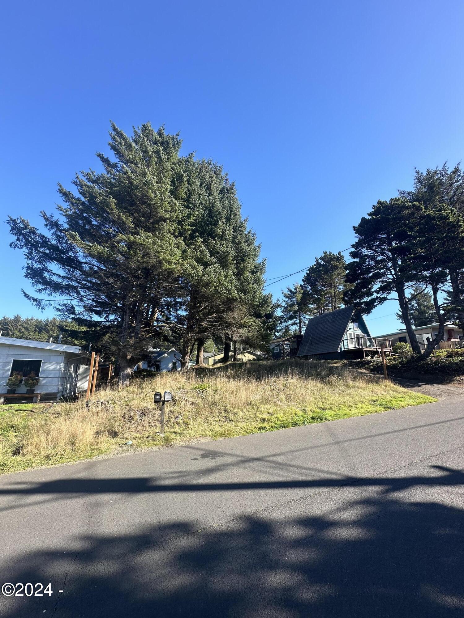 5000 Southeast Inlet Avenue Lincoln City, OR 97367 - Photo 6 of 21 IMG_1826