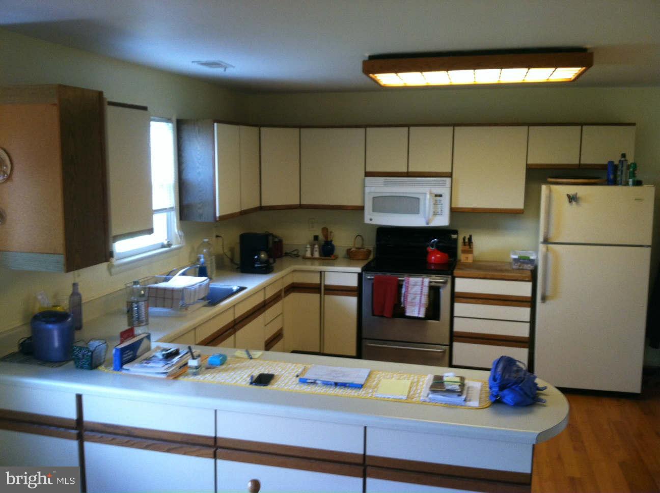 640 Catron Ridge Road Bentonville, VA 22610 - Photo 15 of 19 Kitchen