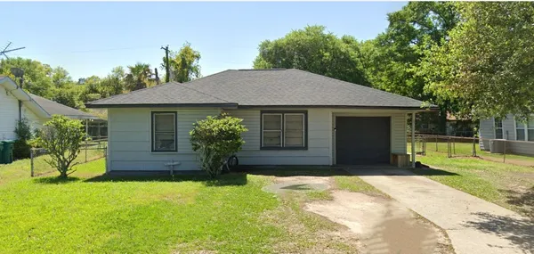$125,000 | 409 Bridal Wreath Avenue, Orange, TX 77630