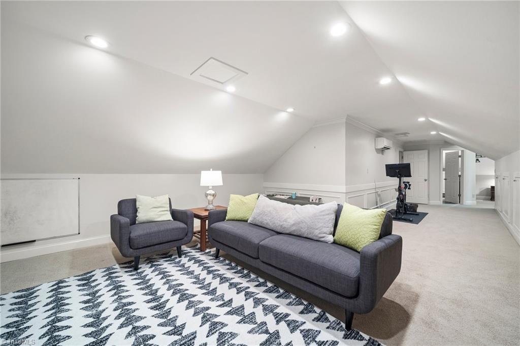 3806 Rockingham Road South Greensboro, NC 27407 - Photo 29 of 47