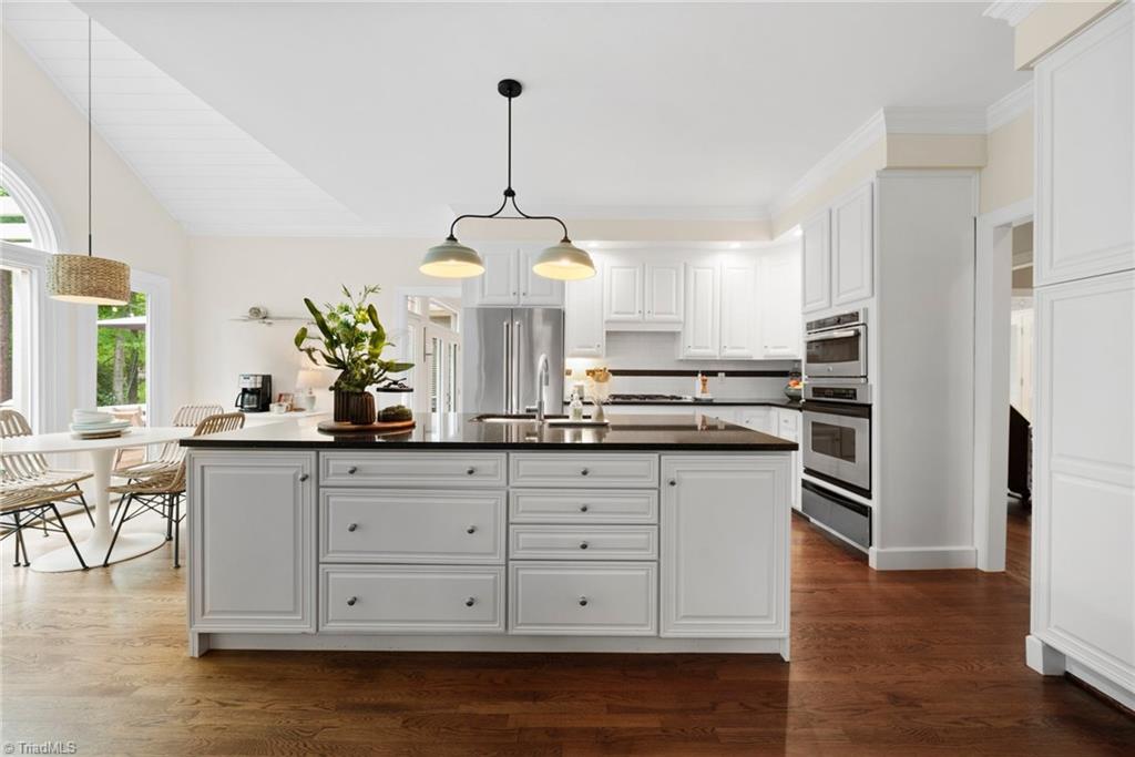 3806 Rockingham Road South Greensboro, NC 27407 - Photo 6 of 47