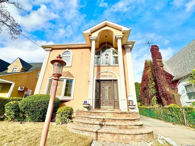 $940,000 | 229-09 137th Avenue | Laurelton