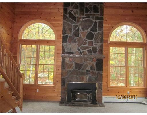 840 Whaley Hollow Road Coventry, RI 02816 - Photo 3 of 13 Den/Family/Great Room.