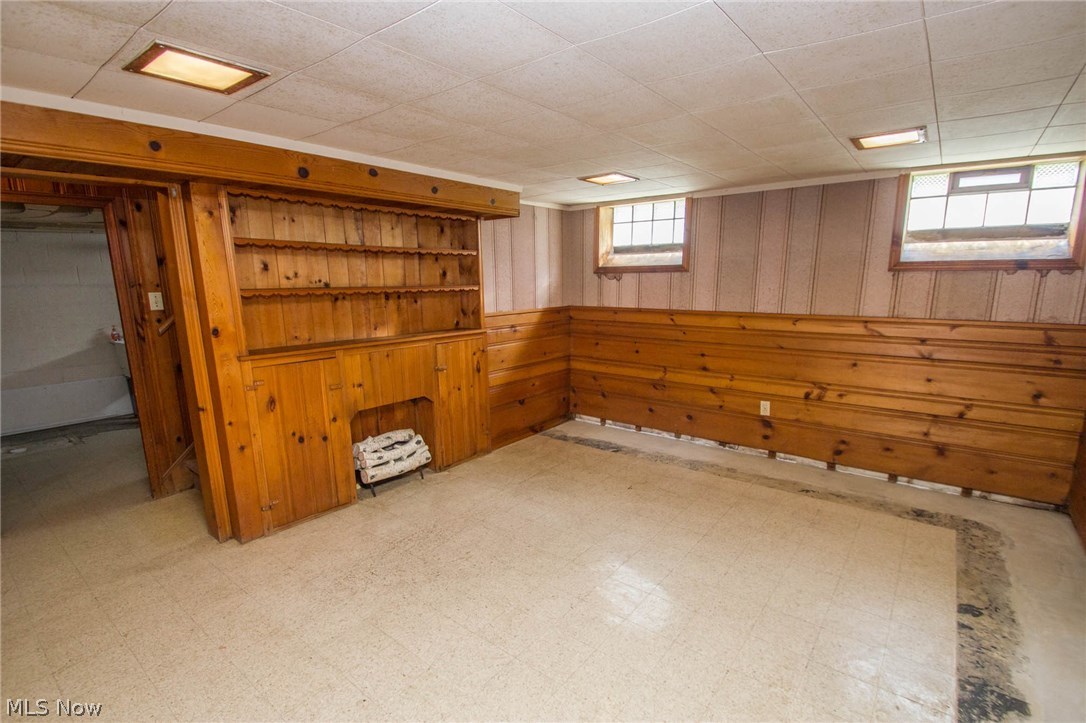 7217 York Road Cleveland, OH 44130 - Photo 22 of 32 Bsmt Rec Rm